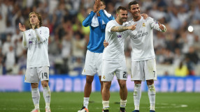 И кралят на Испания празнува с Реал (Мадрид)