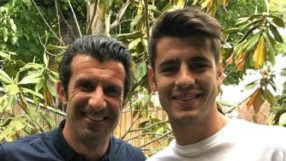 Фиго дава съвети на Мората (СНИМКА)