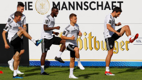 Германските национали стигнаха почти до бой на тренировка 