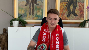 ЦСКА няма да остави Давидов на улицата