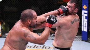 Багата с втора поредна загуба с неединодушно съдийско решение (ВИДЕО)