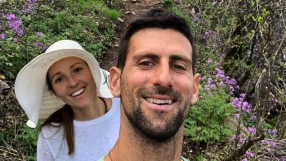 Джокович на планина: Песни с непознати и китара (ВИДЕО)