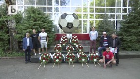 Легенди на ЦСКА поздравиха феновете по случай рождения ден (ВИДЕО)