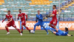 Без победител в нервен мач между 