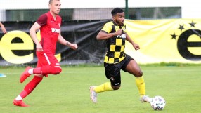 Много положения, но и нулево равенство между 