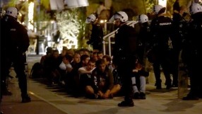 Бой и 130 арестувани след празненствата на 