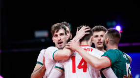 Първа победа за 