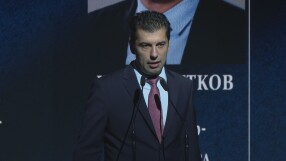 Кирил Петков: Чакаме добра новина, свързана с азерския газ