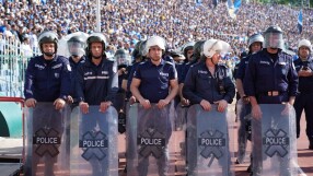 Раненото на финала дете е с хематом, търсят извършителя