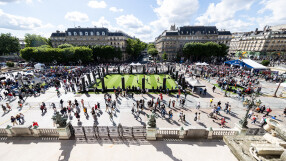 Фен зоните в Париж: 44 000 за 