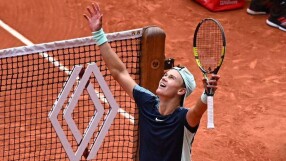 Тийнейджър изхвърли Циципас от 