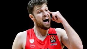 Александър Везенков