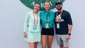 Каратанчева се завърна с победа на 