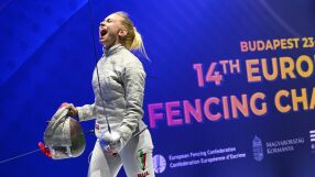 Златно момиче: Българка грабна европейската титла на сабя