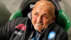 Спалети показа шампионска татуировка