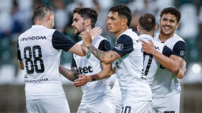 Лудогорец разпиля Хебър и ще защитава Купата