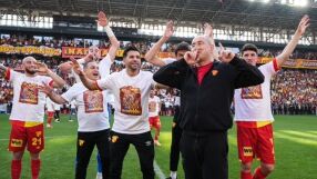 Мъри разби Арда Туран и гледа към върха (ВИДЕО)