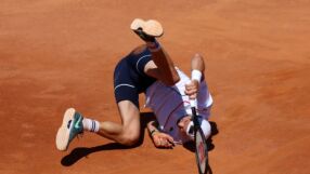 Григор Димитров се контузи, но продължава напред в Рим (ВИДЕО)