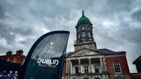 Феновете в Дъблин гостуват на бащата на 