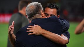 Трус в Барселона: Шави си тръгва, идва Флик