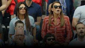 Хванаха се за косите... отново: Футболни съпруги се съдят за 320 000 паунда! 