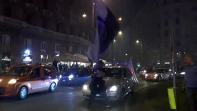 Стотици хиляди празнуваха в Неапол (ВИДЕО)