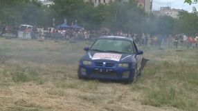 „Луда надпревара“: Десето юбилейно издание на автомобилното шоу