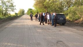 АПИ премахна аслфата на отсечка край Оряхово, но не полага нов 