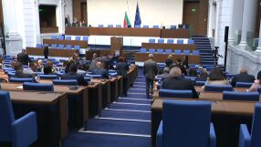 Управляващи vs опозиция: Остър сблъсък заради новия правилник на НС