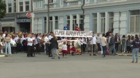 Празникът, който ни обединява: България чества 24 май с тържествени шествия
