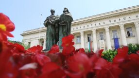 Азбука въпреки догмата и политиката: За мисията на светите братя и оцеляването на буквите 