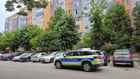 В стабилно състояние е момчето, паднало от балкон след партито с наркотици