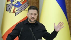 Зеленски: Украйна ще продължи ударите по руската петролна индустрия