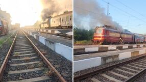 Локомотивът на влака от Сливен за Бургас се запали