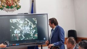 Министър Шишков: Началникът на кадастъра във Варна ще бъде уволнен, услужливо е попълвал в него 
