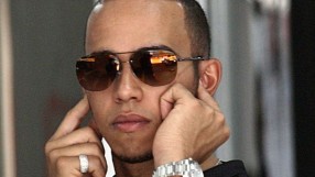 55 места наказание за Хамилтън преди старта в Белгия