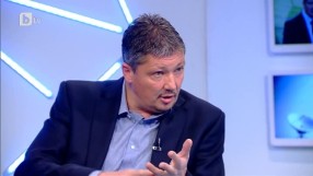 Любо Пенев развихри торнадото и извън студиото (ВИДЕО)