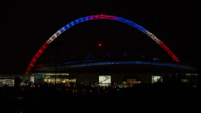 Англия и Франция ще се играе въпреки атентатите в Париж