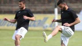 Иртиш отново в България, този път за двама от Славия