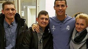 Емоционална среща за Кристиано Роналдо (ВИДЕО)