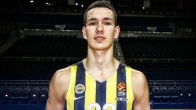 Историческо: Йордан Минчев дебютира в Евролигата (ВИДЕО)