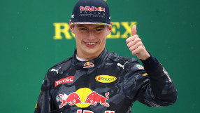 Верстапен спечели оспорвана квалификация в Мексико