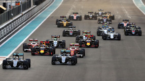 Нов инцидент на пистата в Баку. Пилот за малко да контузи двама маршали (ВИДЕО)