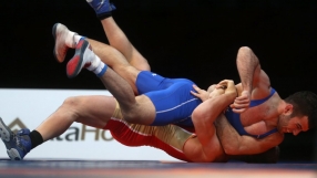 Франция покани българската борба на схватки в цирка 