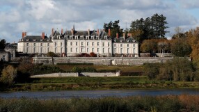 Искате да наемете замък: Airbnb има 3 000 нови предложения