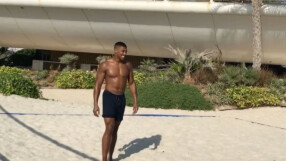 Джошуа няма бъдеще в плажния волейбол (ВИДЕО)