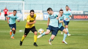 375 дни по-късно: 