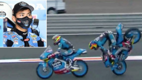 Мотоциклетист се измъкна невредим след ужасяващо падане (ВИДЕО)