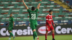 Кешерю поведе 