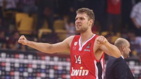 Везенков с дабъл-дабъл при разгром над 